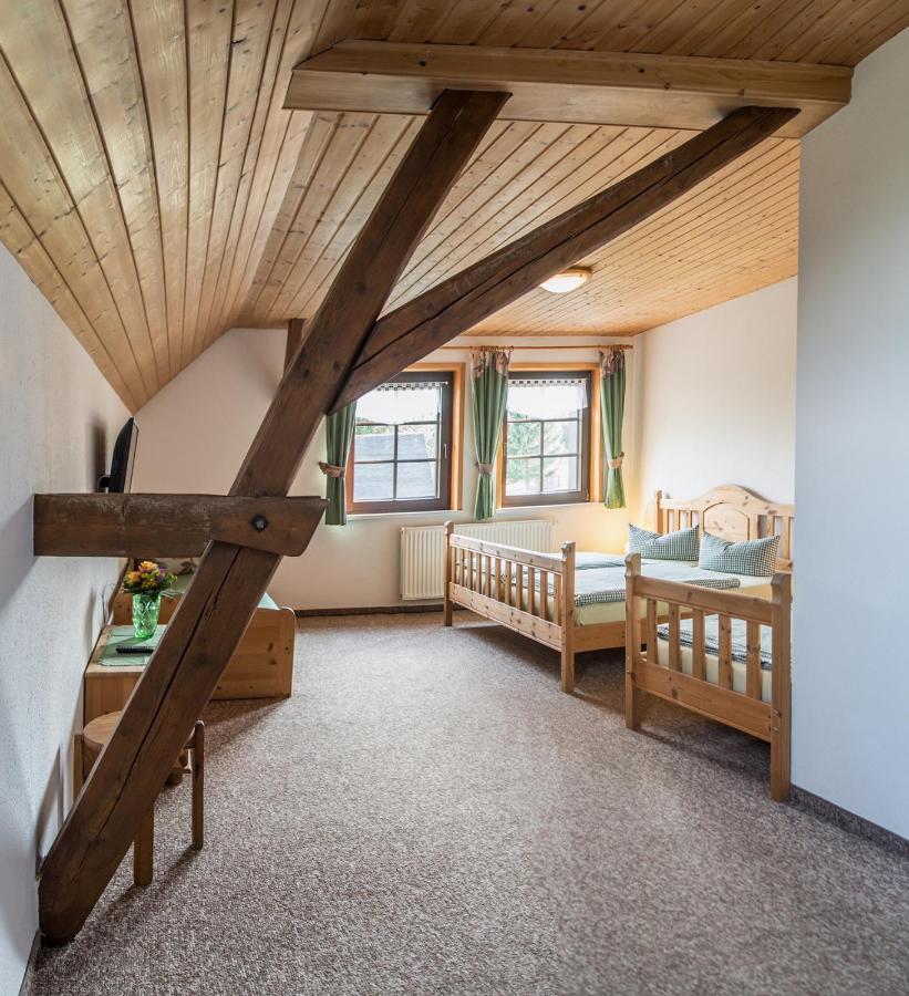 Am Roten Hammer I Gasthof Und Pension Oberwiesenthal Extérieur photo