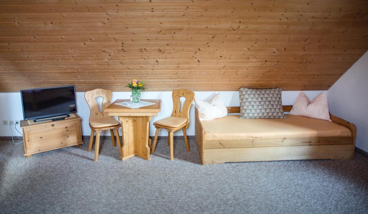 Am Roten Hammer I Gasthof Und Pension Oberwiesenthal Extérieur photo